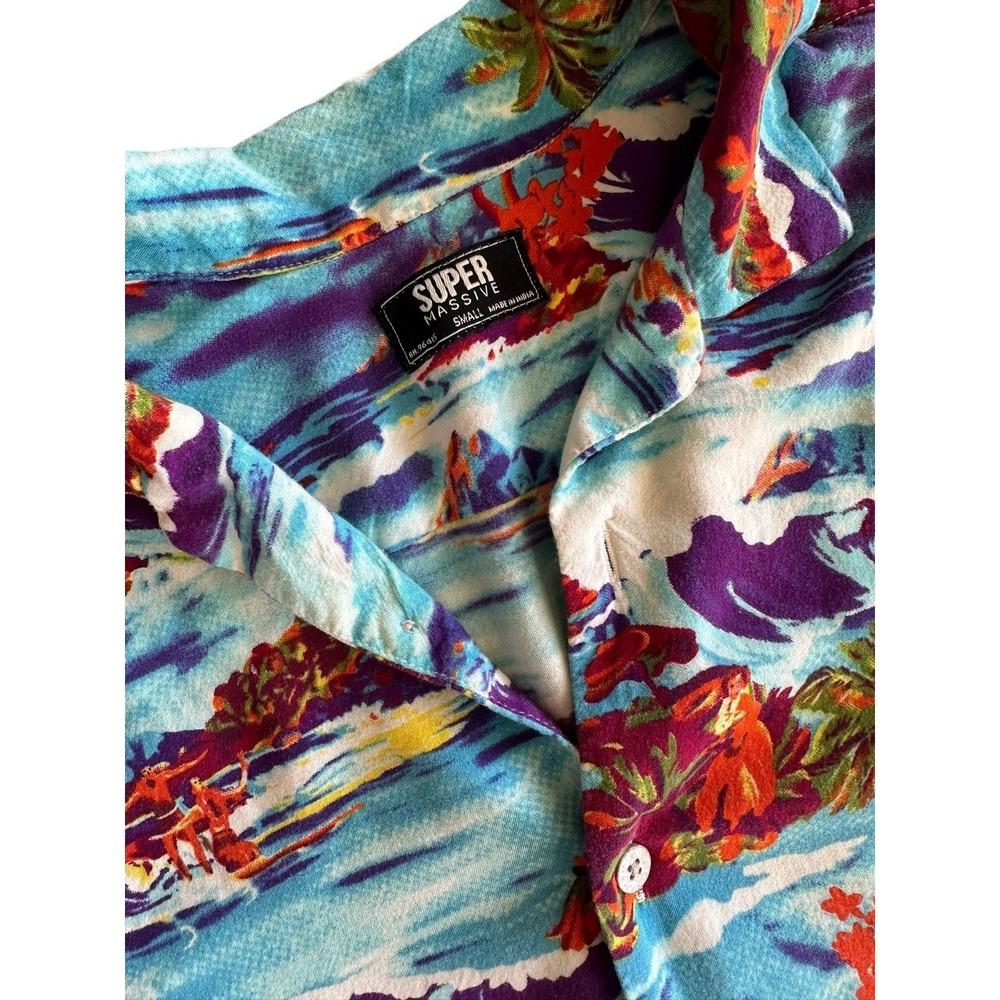 Super Massive Button Up Shirt Size S Beach Surfer Palm‎ Trees Colorful Rayon